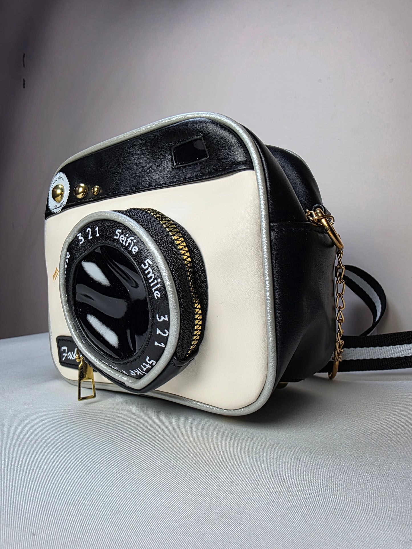 Novelty Camera Crossbody Bag
