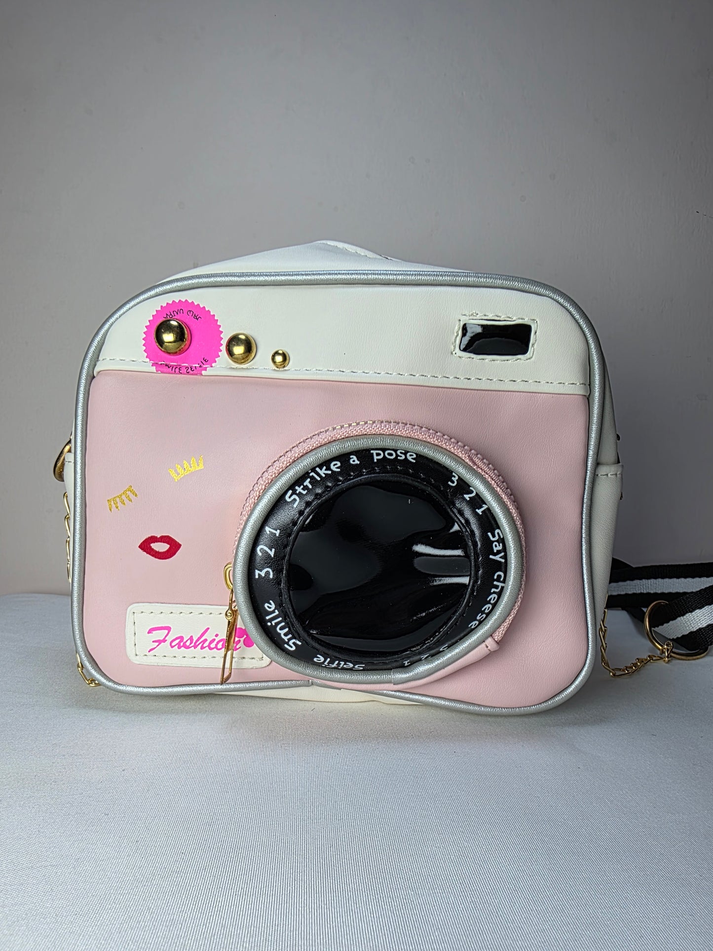 Novelty Camera Crossbody Bag